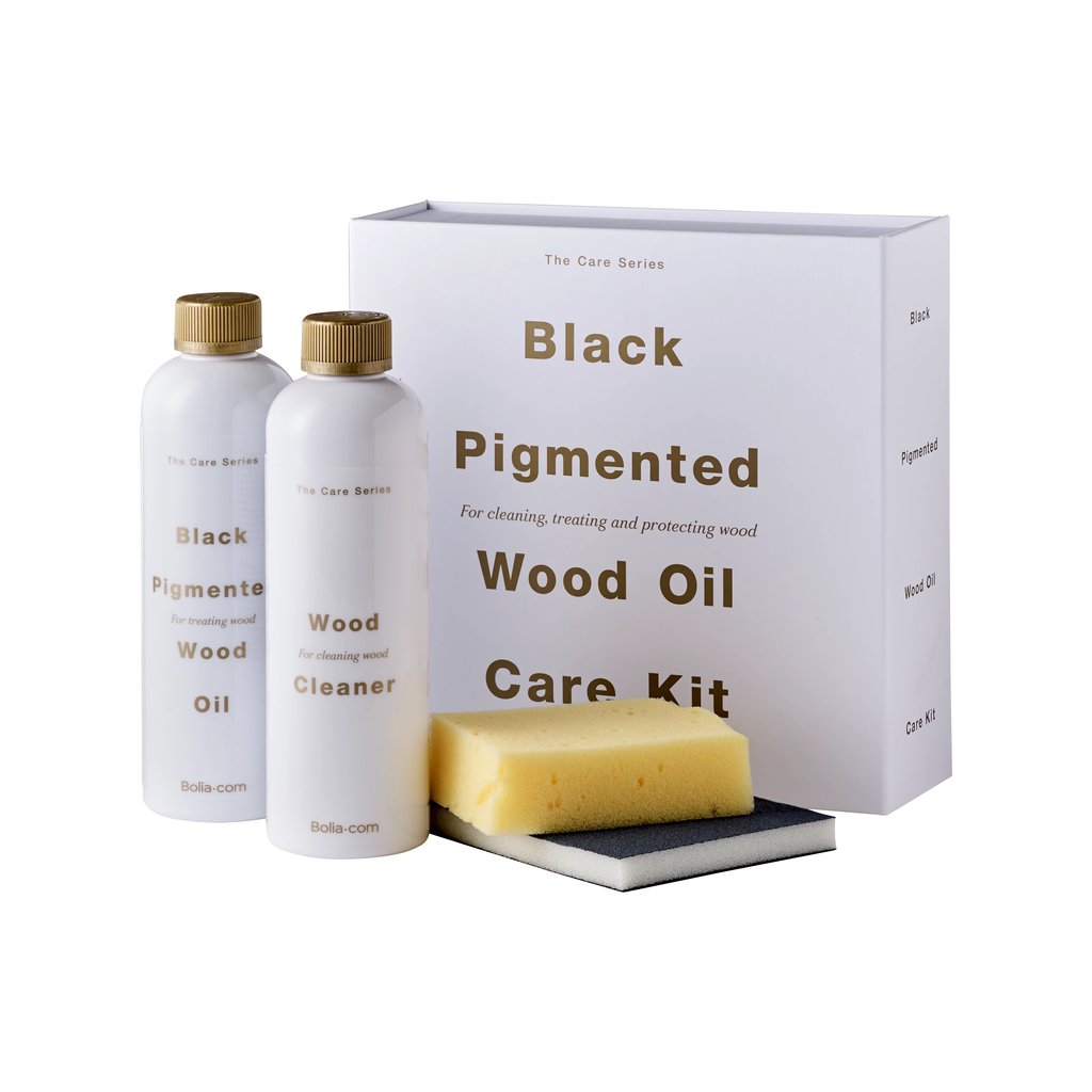 Kit d'entretien pour le bois avec un pigment noir
